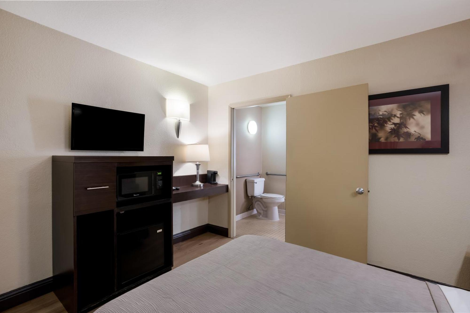 Quality Inn Elk Grove-Sacramento Bagian luar foto