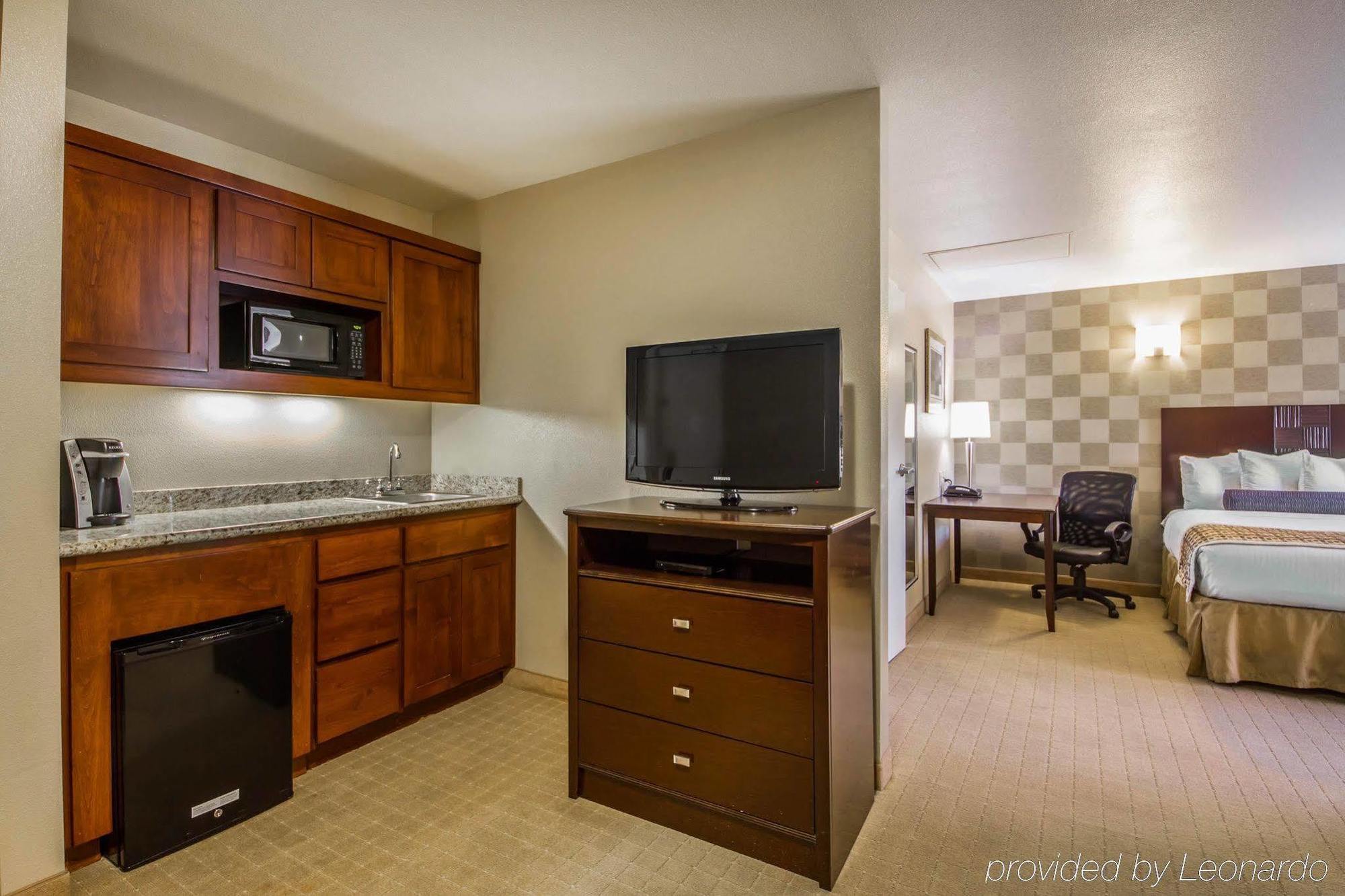 Quality Inn Elk Grove-Sacramento Bagian luar foto